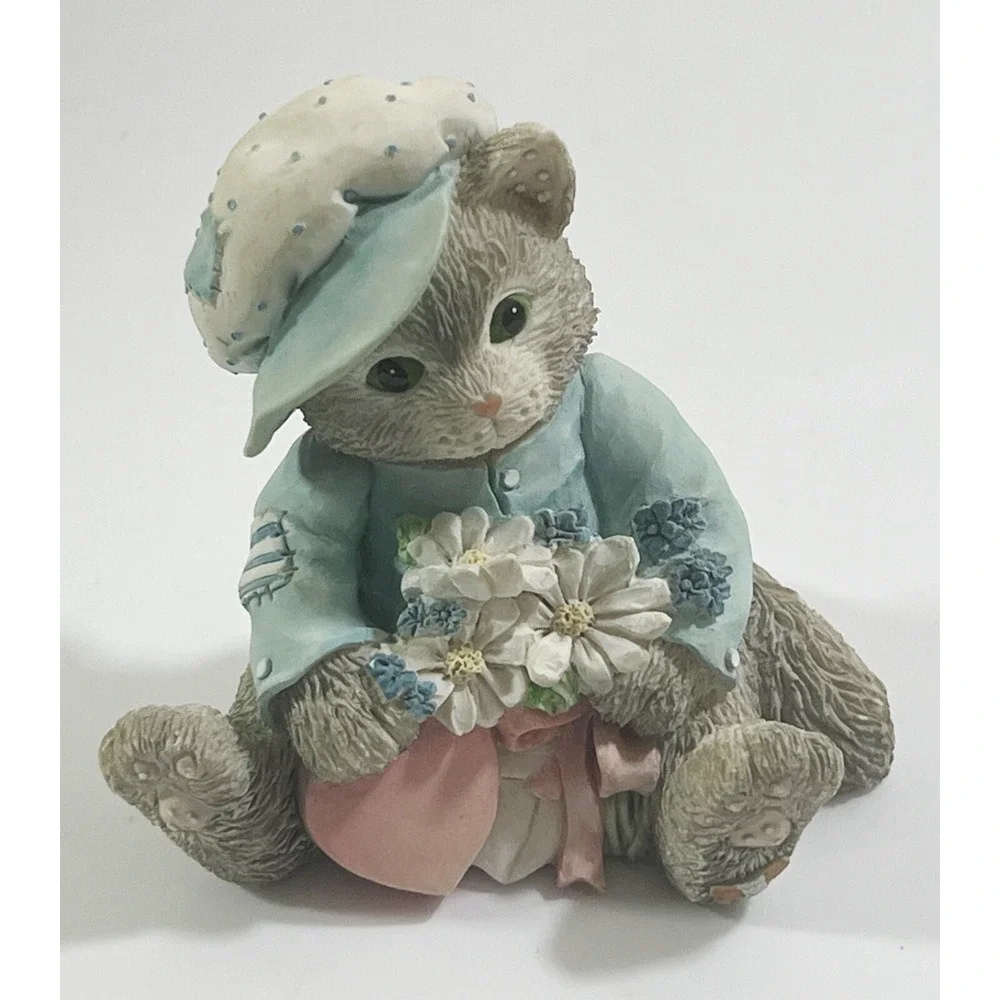 Calico Kittens My Love Blossoms For You 102547‎ Boy With Flowers